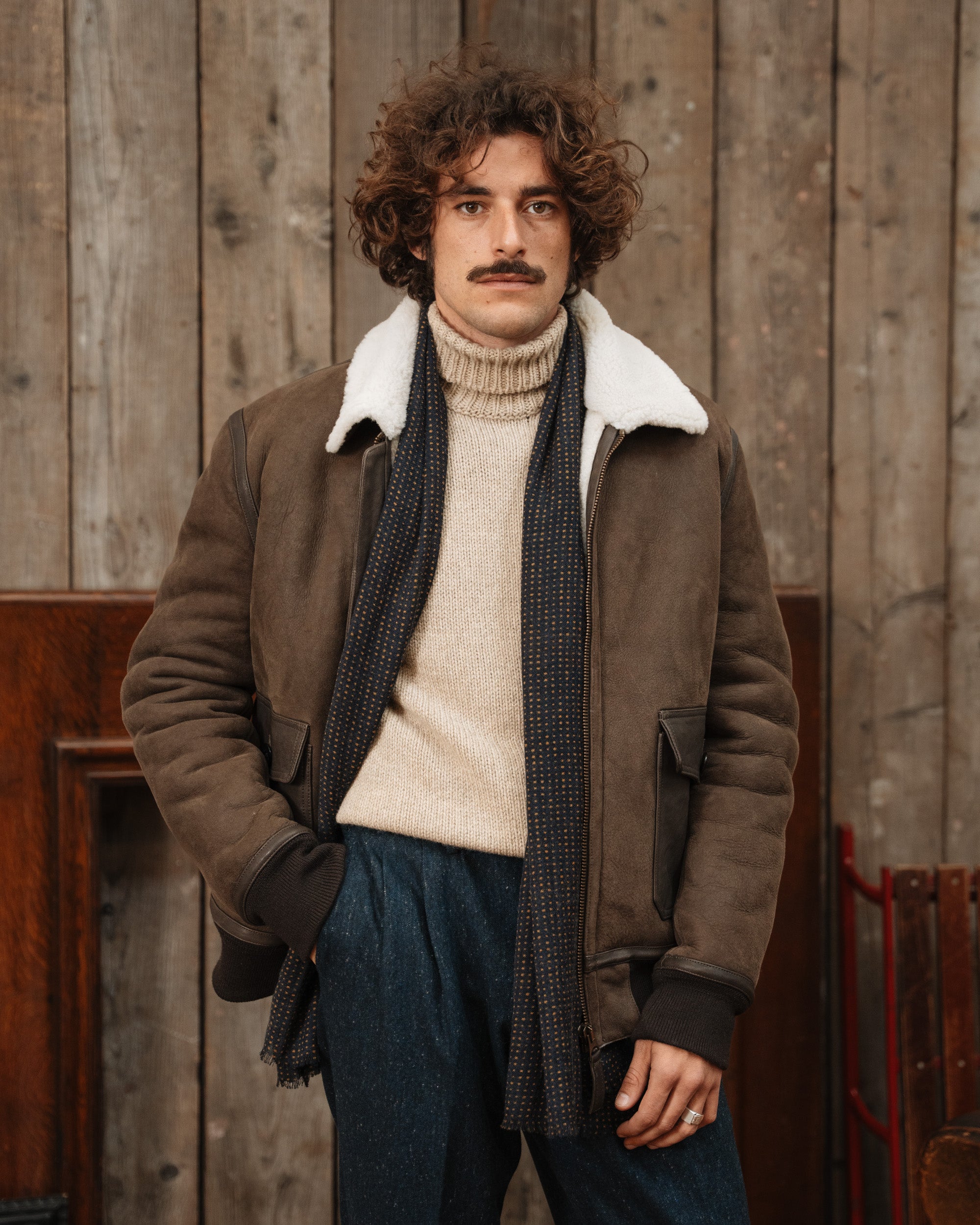 パコラバンヌ ブラウンジャケット Hearn Faux Suede Jacket - Chocolate Brown – Nobl