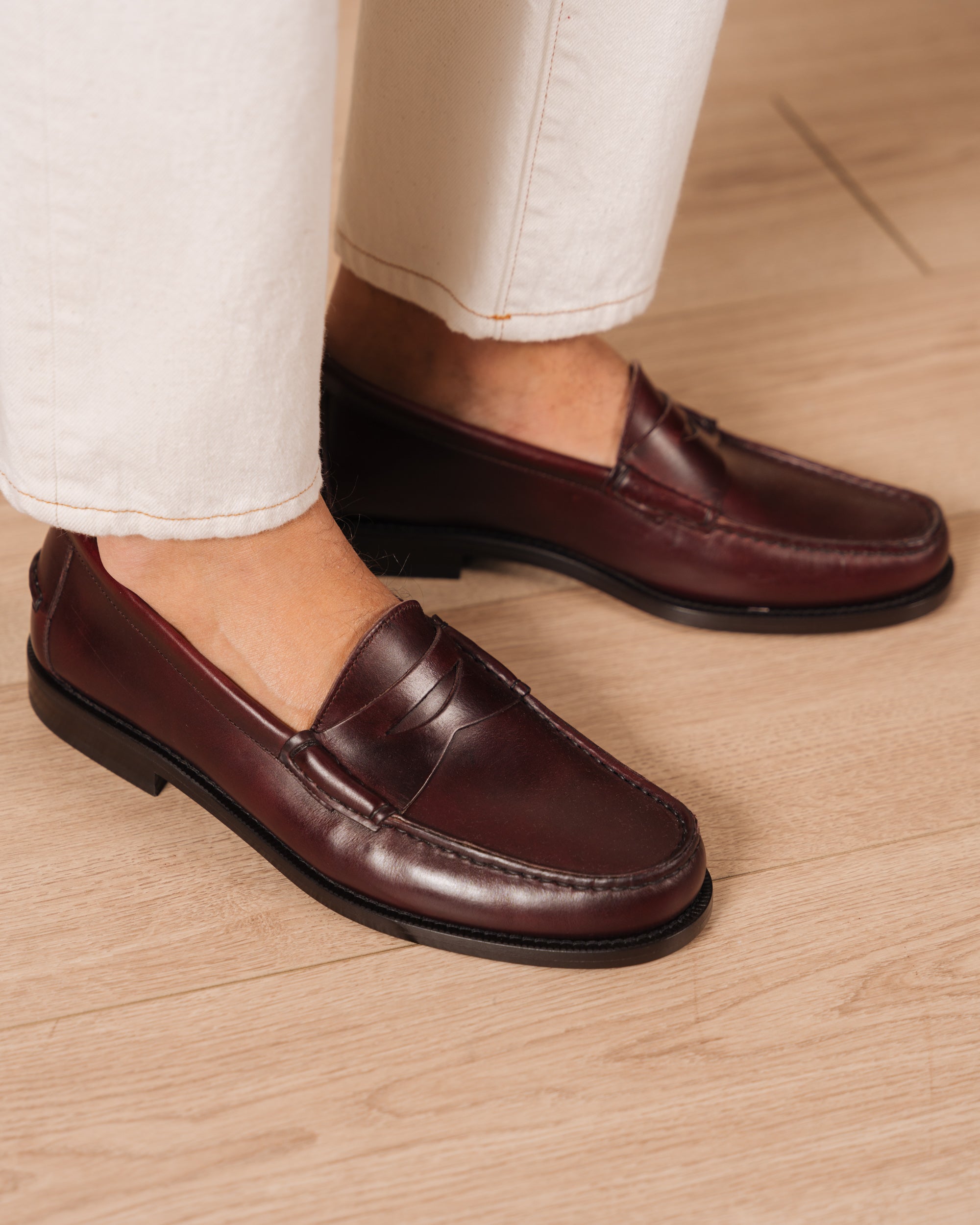 Velasca | College loafers in antiqued bordeaux leather