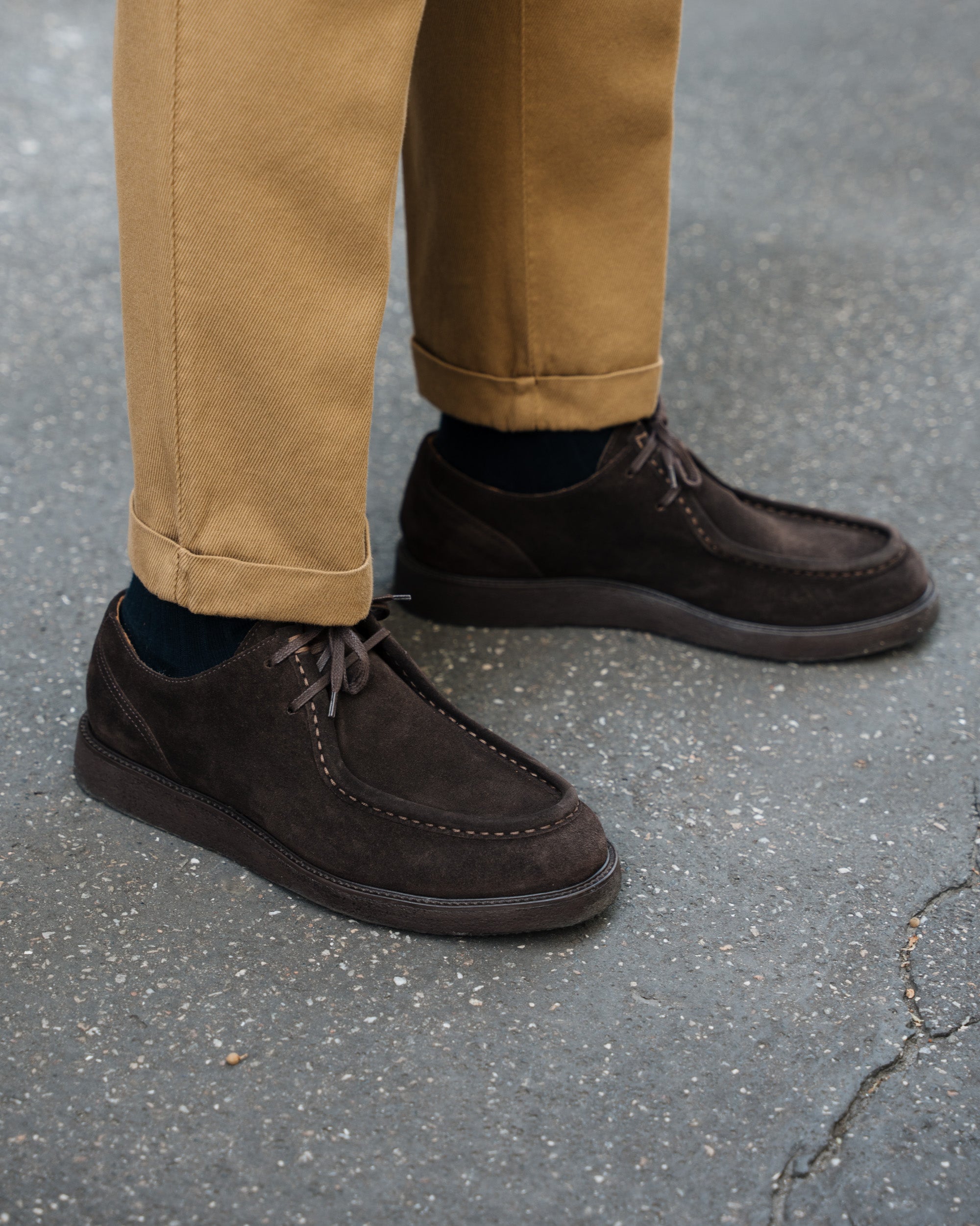 Men's dark brown leather lace-up shoes | Velasca