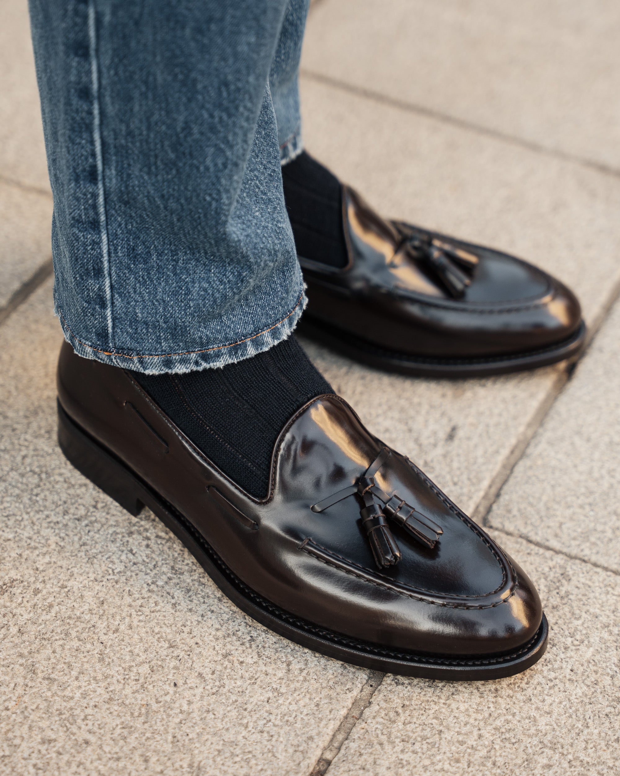 Men's dark brown leather Tassel Loafers | Velasca