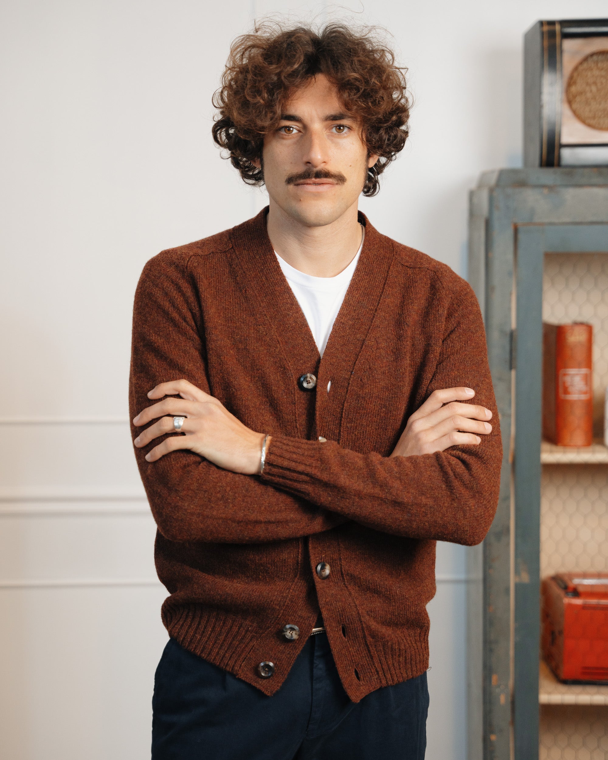 Red cardigan 100% Shetland wool, Made in Italy | Velasca