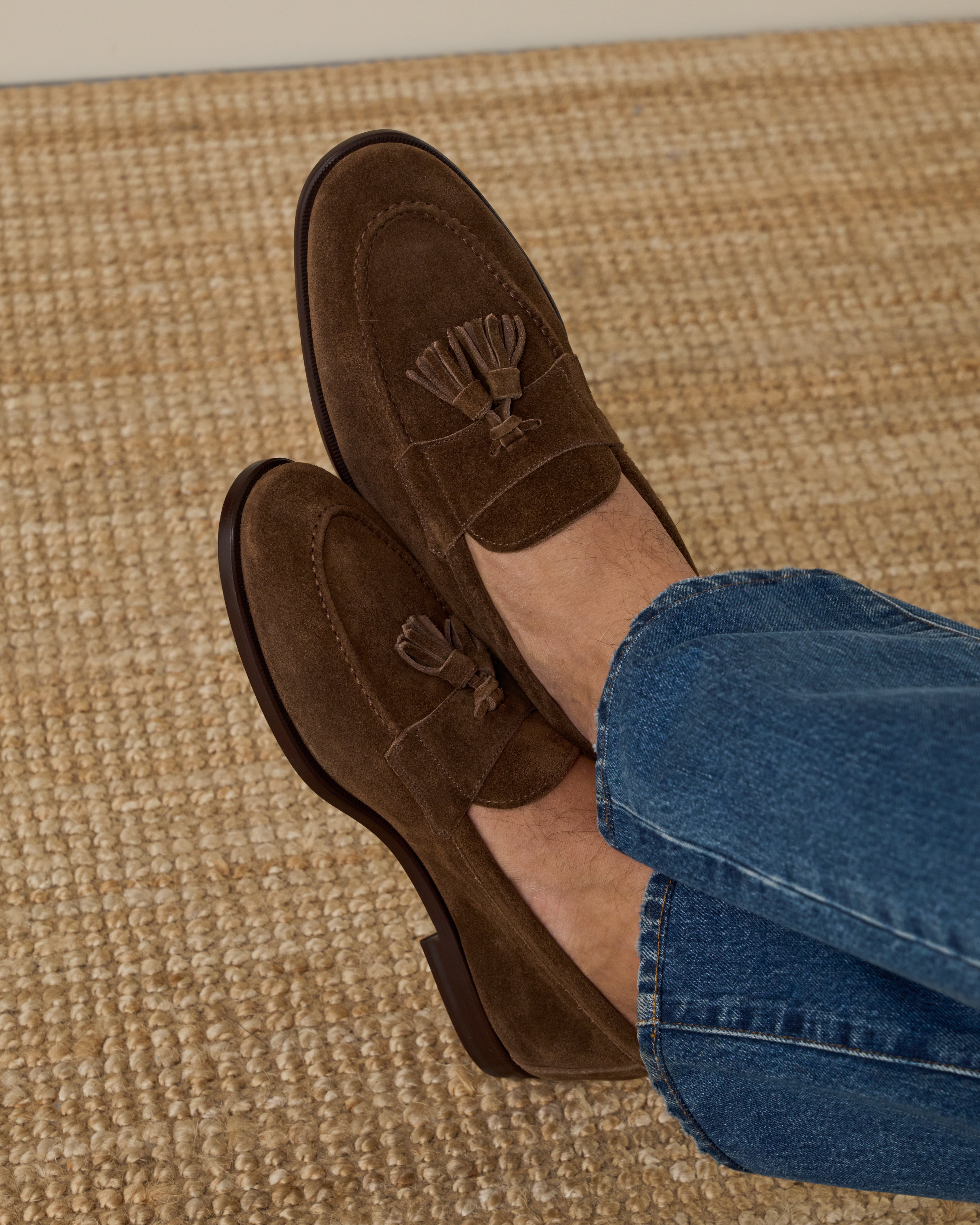 shimmer brown dress Tapered brown College Penny Loafers with tassels in leather for men