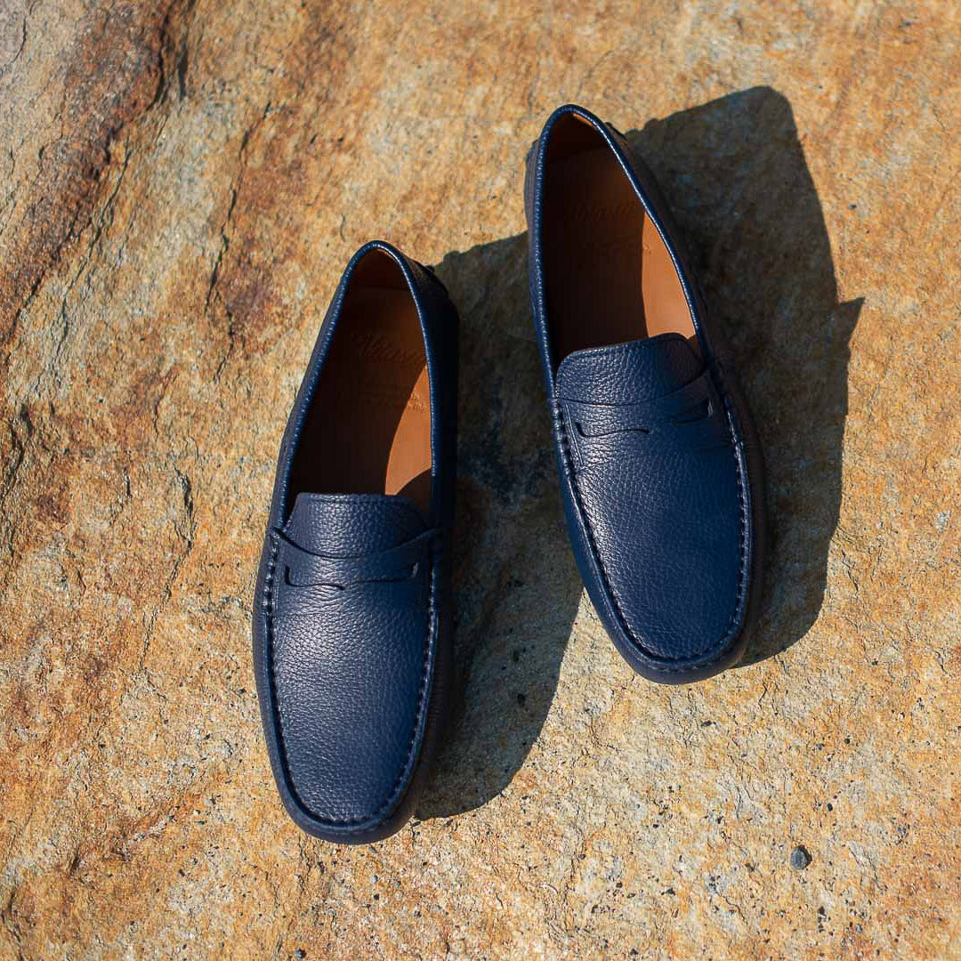 Men\'s size 42 EU (9 US) Prestinee Dark Blue tumbled leather moccasins. Men main image 4