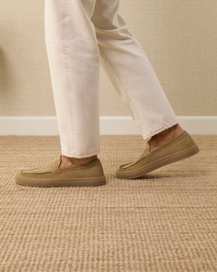 Magna Row Men's beige suede sneaker loafer Made in Italy | Velasca