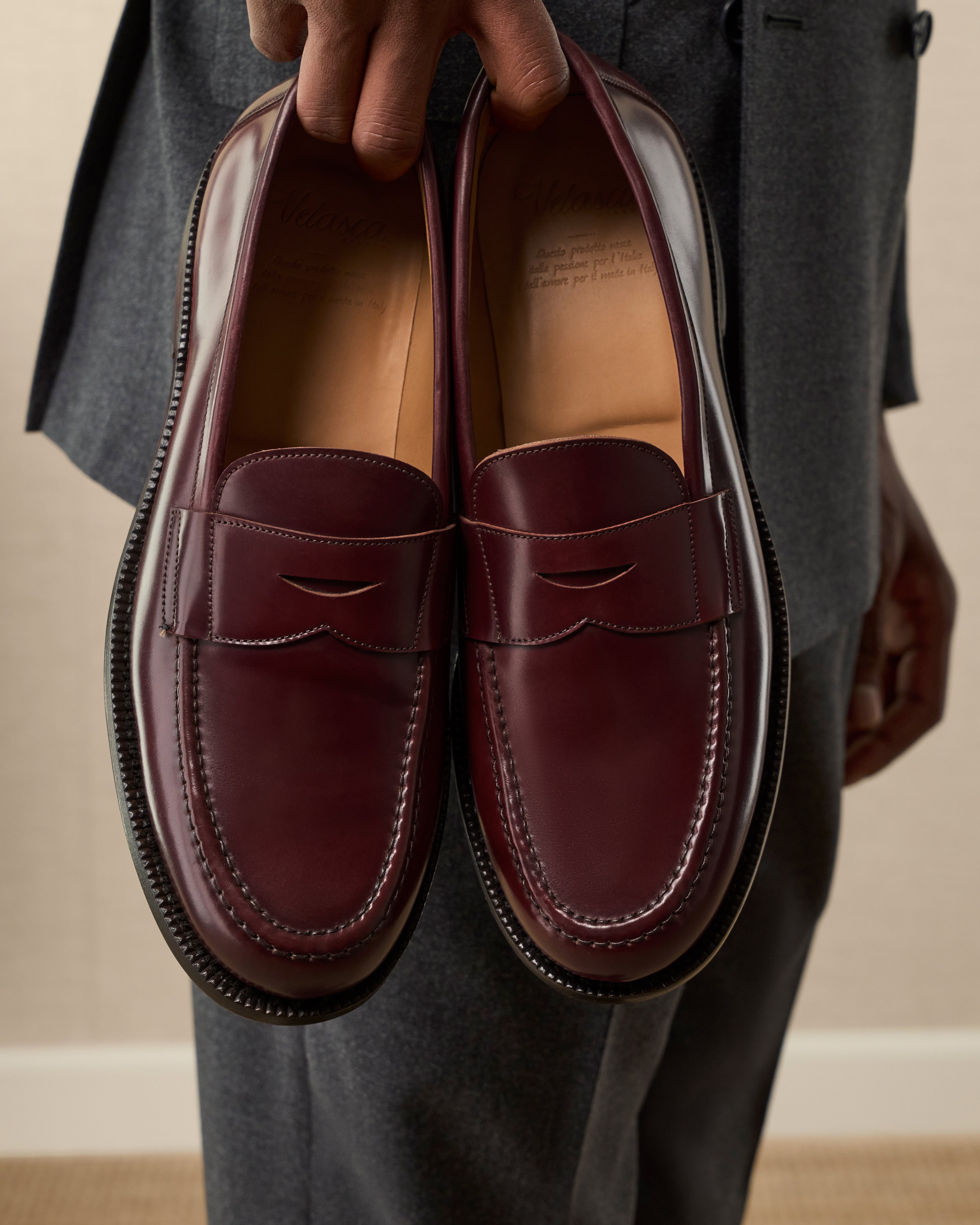 Velasca | Burgundy Loafers in cordovan leather display picture 2