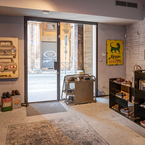 The Garage | Velasca